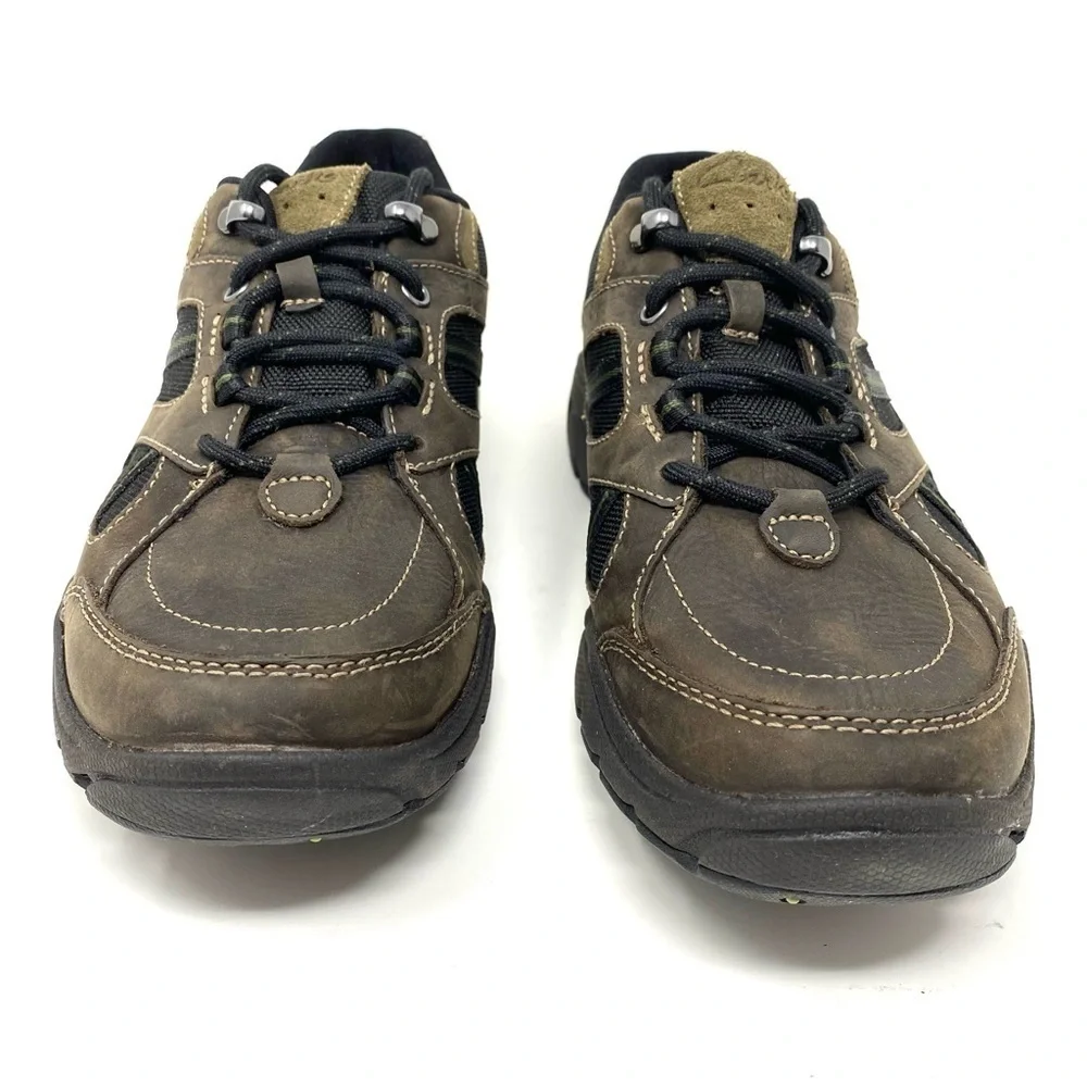 Clarks Wave.Gear Brown Nubuck waterproof rugged sneakers